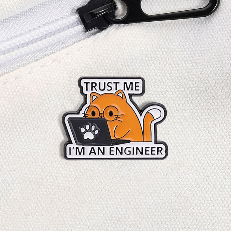 I'm An Engineer Quote Enamel P - Laptop Accessories Design recension och pris