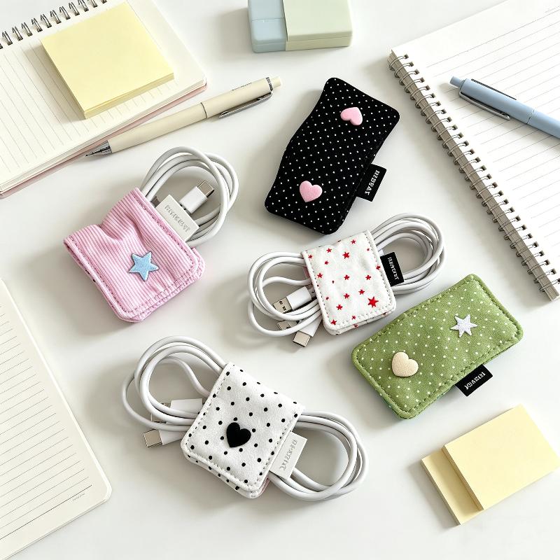 Handmade Fabric Earphone Decor - Cable Management Bag recension och pris